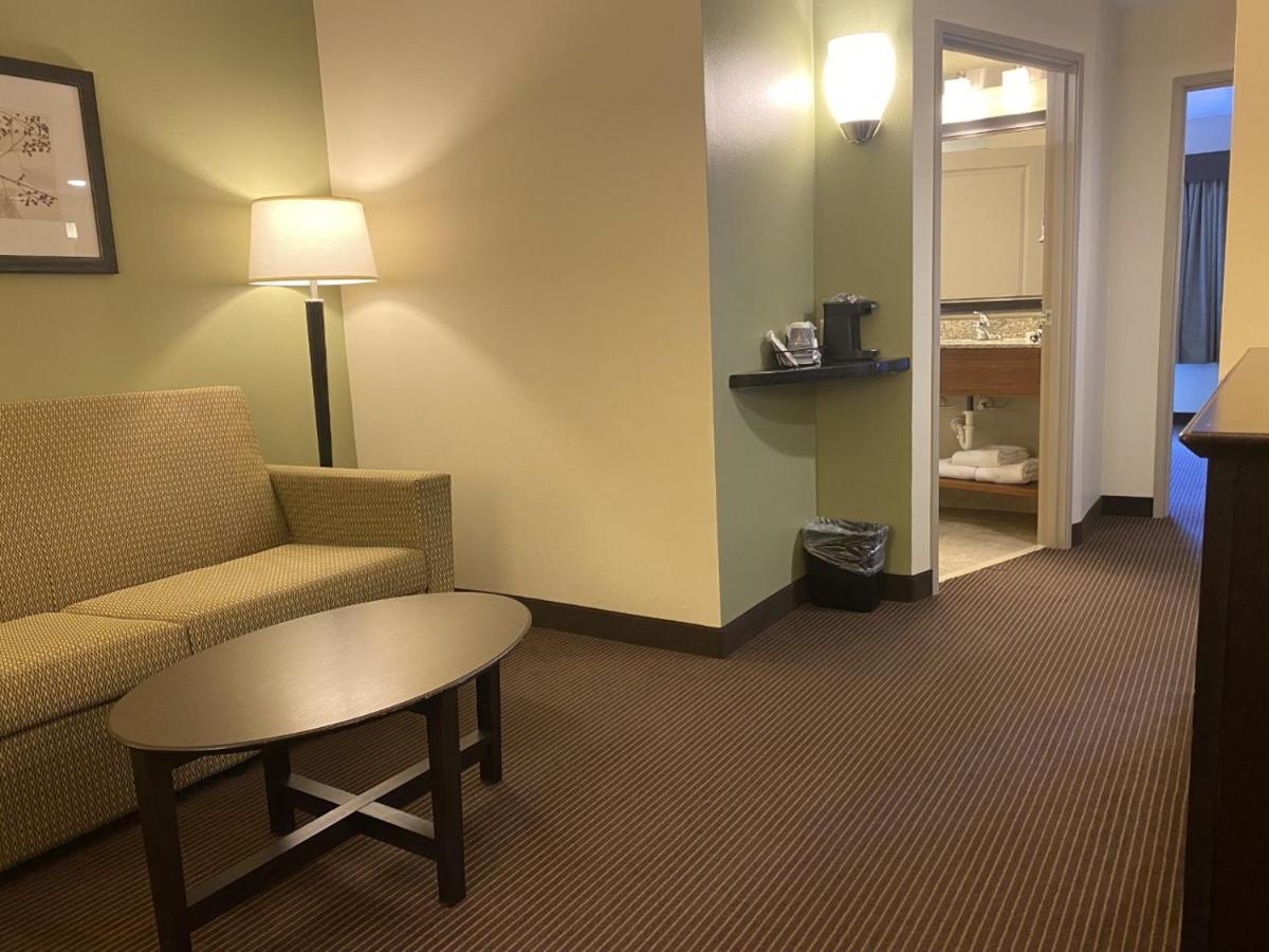 Americinn By Wyndham Hartford Sd Dış mekan fotoğraf