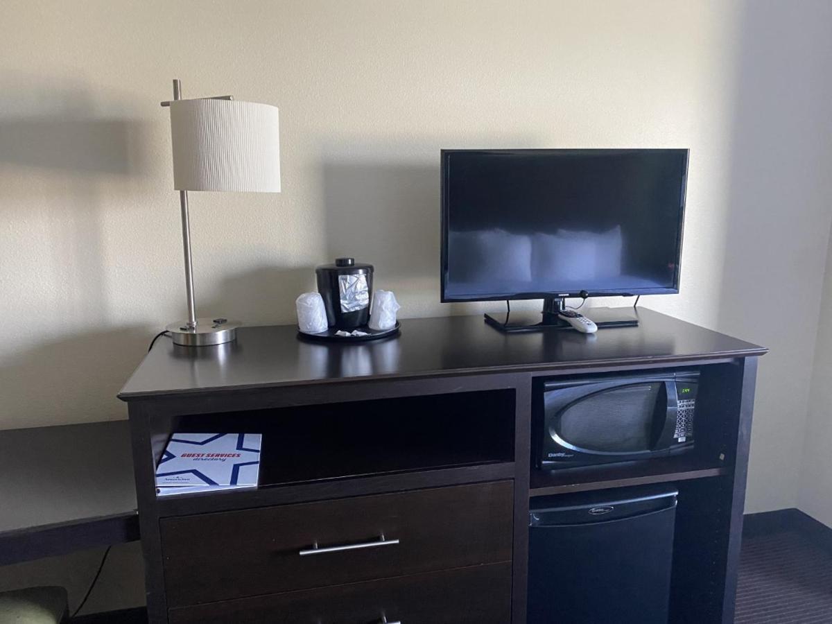 Americinn By Wyndham Hartford Sd Dış mekan fotoğraf