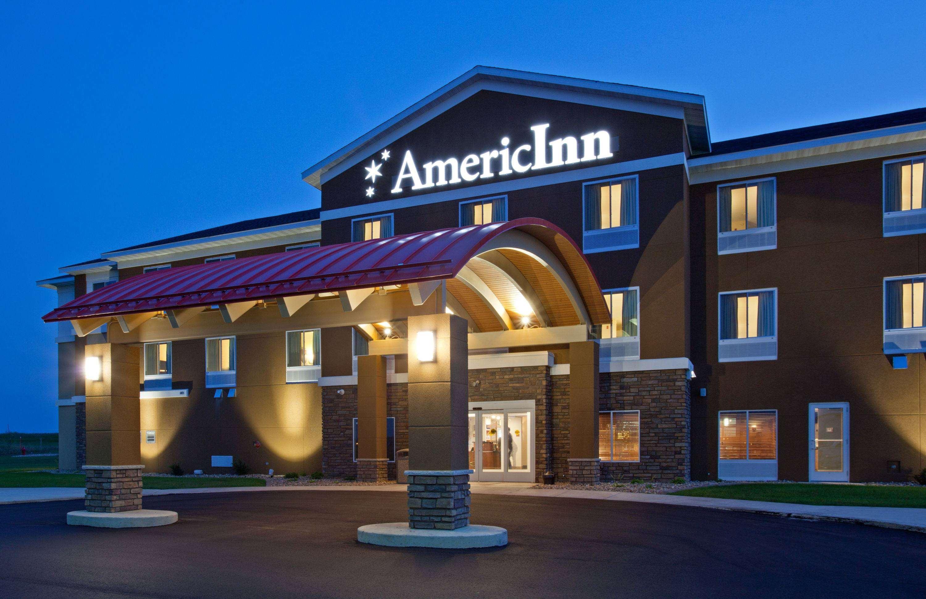 Americinn By Wyndham Hartford Sd Dış mekan fotoğraf