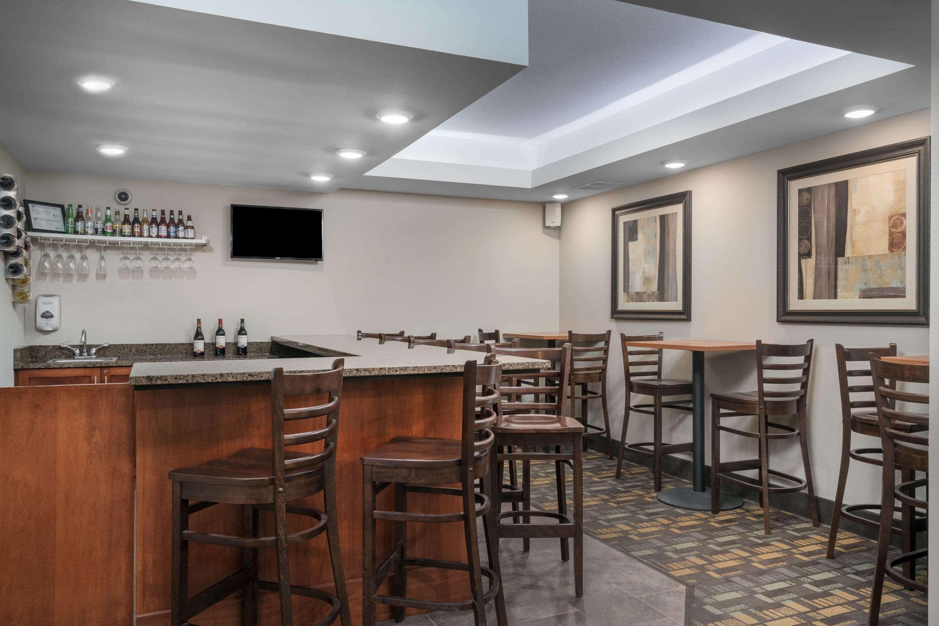 Americinn By Wyndham Hartford Sd Dış mekan fotoğraf